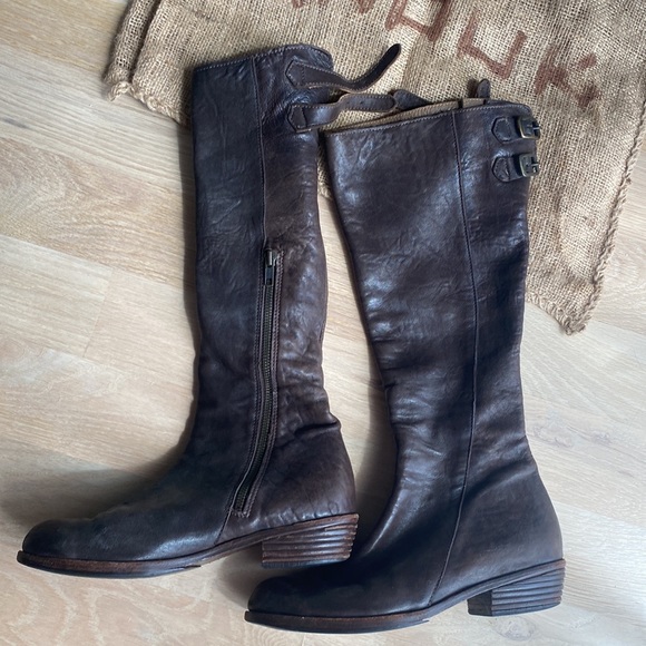 Anouk Chocolate Brown Boots - Picture 2 of 10